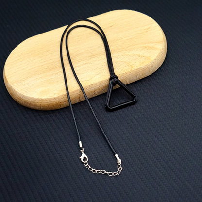 Minimalist Black Triangle Necklace – Anime-Inspired Geometric Pendant